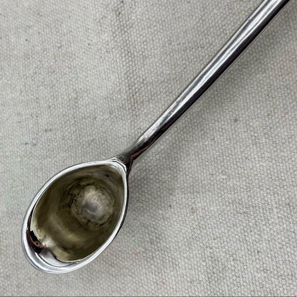 Leonard Circa 1740 Reproduction Silverplate Candle Snuffer - Picture 12 of 15